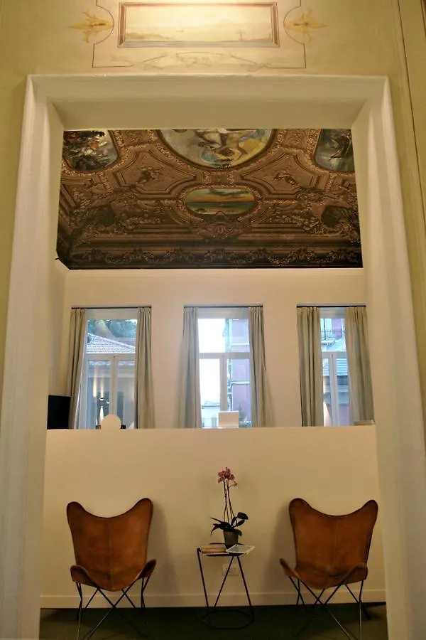Hotel Palazzo Vannoni 레반토